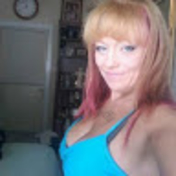 Meet your Posher, Christine - Picture 1 of 1